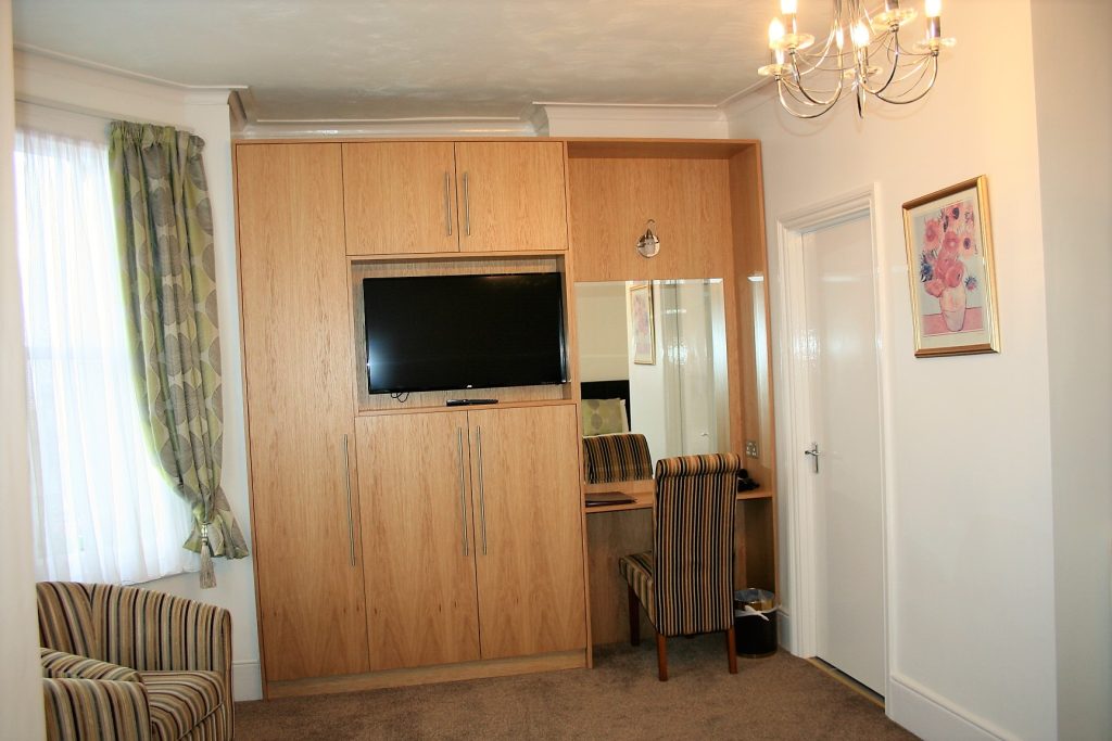 Spacious family room